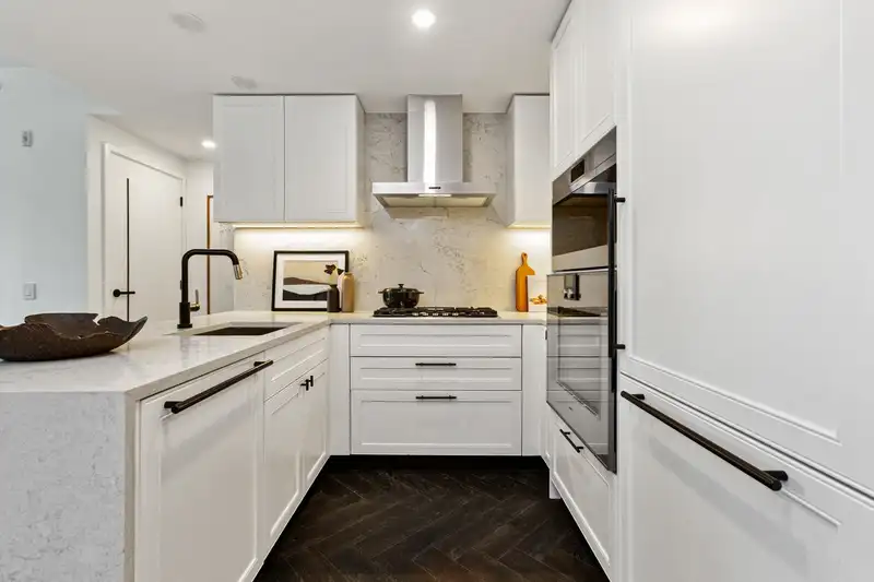 311 2096 W 47TH AVENUE - photo 4 of 39