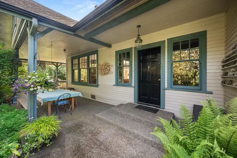 12535 216 STREET - photo 4 of 40