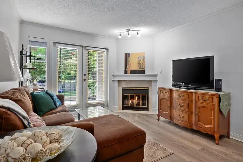 102 74 MINER STREET - photo 3 of 20