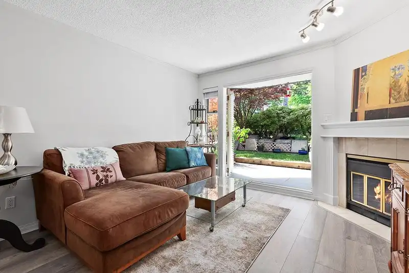 102 74 MINER STREET - photo 4 of 20
