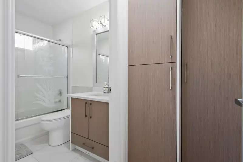 26852 26A AVENUE - photo 4 of 40