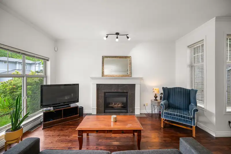 15 8675 209 STREET - photo 3 of 35