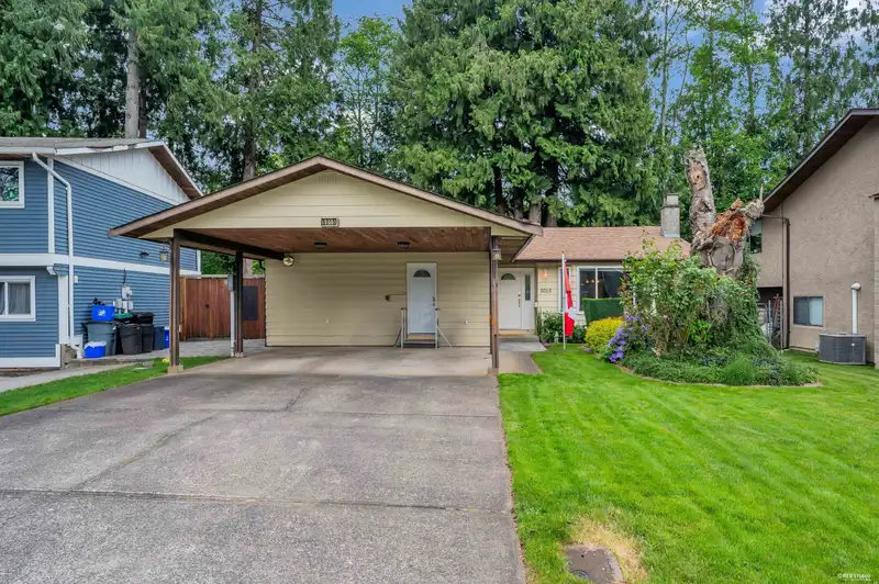 5015 204 STREET - photo 1 of 38