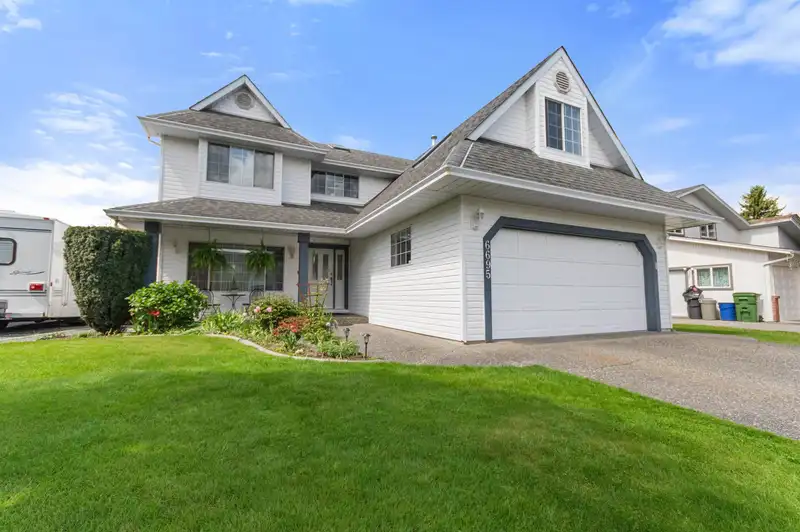 6695 BEAUFORT ROAD - photo 2 of 33