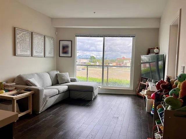 208 7008 RIVER PARKWAY - photo 2 of 13