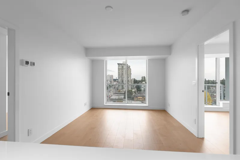 1107 2220 KINGSWAY - photo 3 of 25