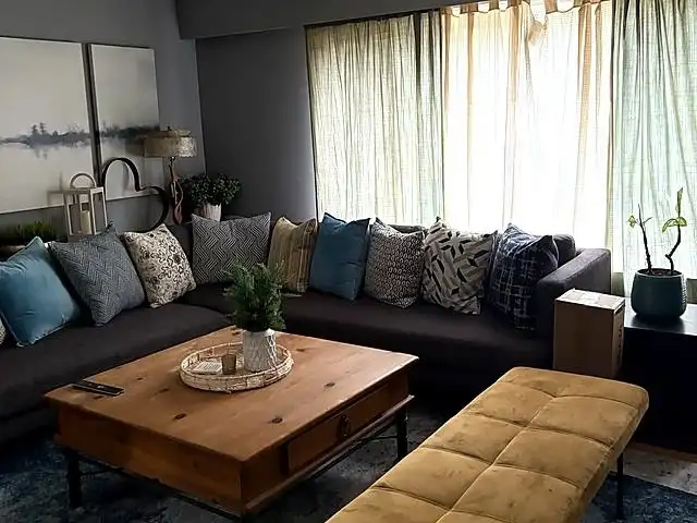3268 ROYAL AVENUE - photo 3 of 9