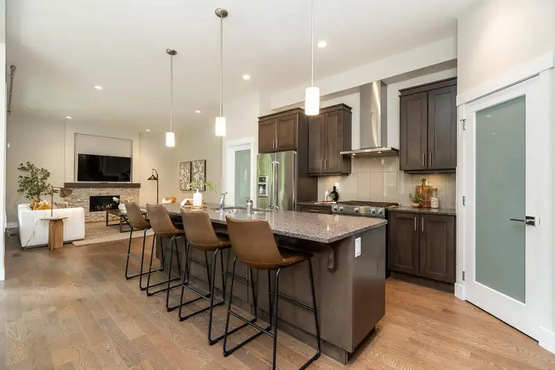 3565 HIGHLAND DRIVE - photo 3 of 40