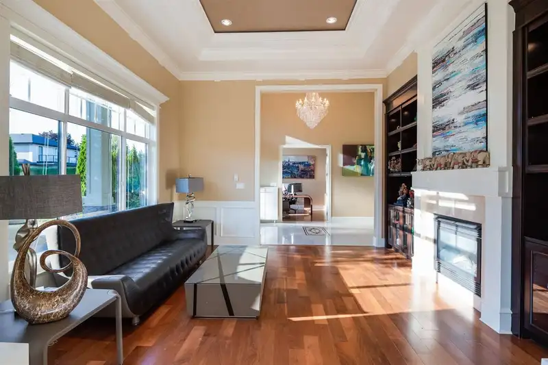 9491 GLENBROOK DRIVE - photo 4 of 28