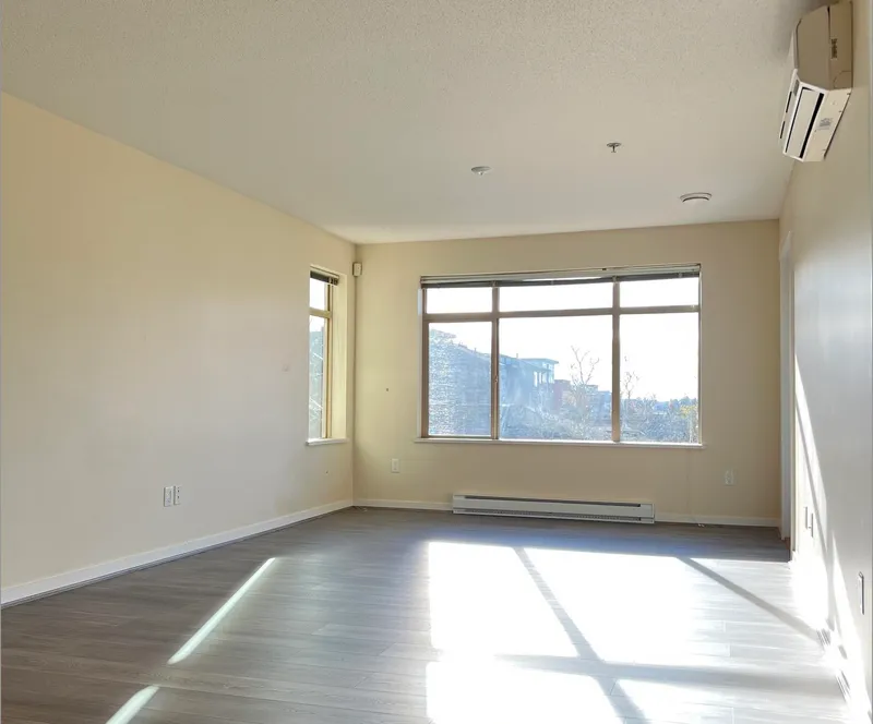 316 9288 ODLIN ROAD - photo 1 of 11