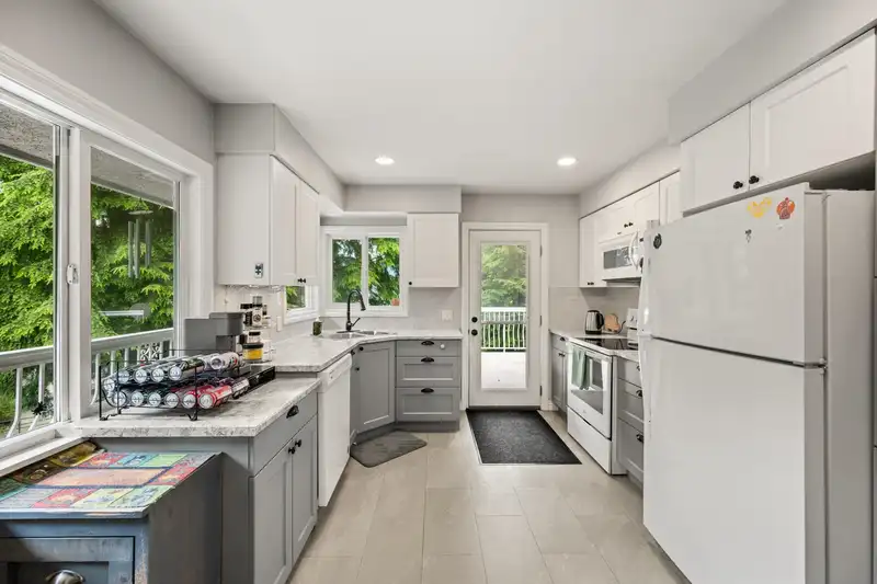 1001 GATENSBURY STREET STREET - photo 4 of 40