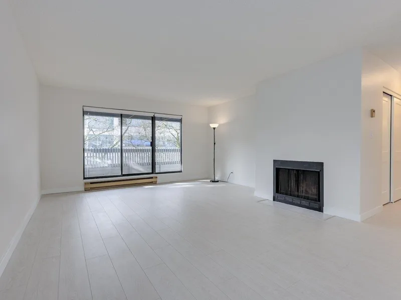 306 8400 ACKROYD ROAD - photo 2 of 25