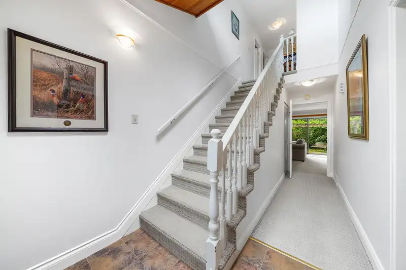 16168 11B AVENUE - photo 4 of 40