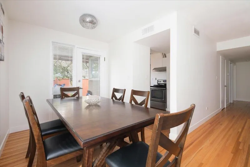 3001 PAISLEY ROAD - photo 4 of 25