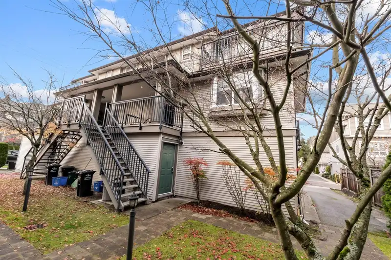 6 7800 HEATHER STREET - photo 2 of 25