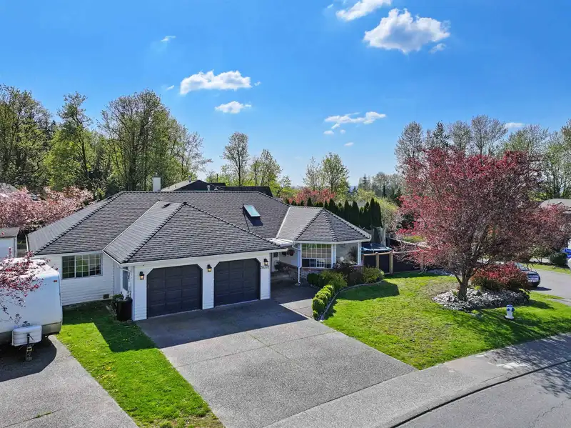 35372 SANDY HILL ROAD - photo 1 of 40