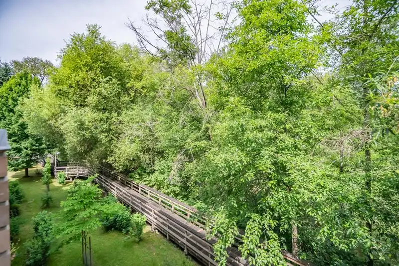 308 2551 PARKVIEW LANE - photo 2 of 25