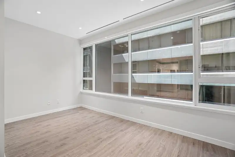 410 1177 HORNBY STREET - photo 1 of 21