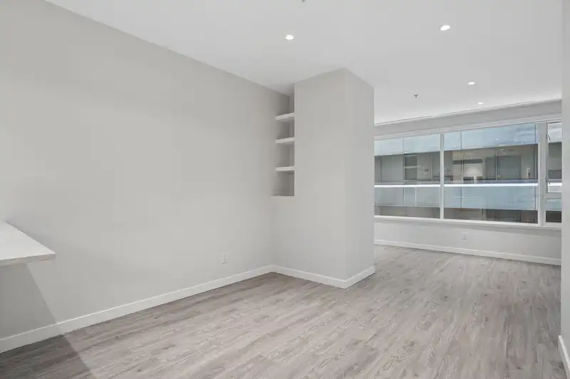 410 1177 HORNBY STREET - photo 4 of 21