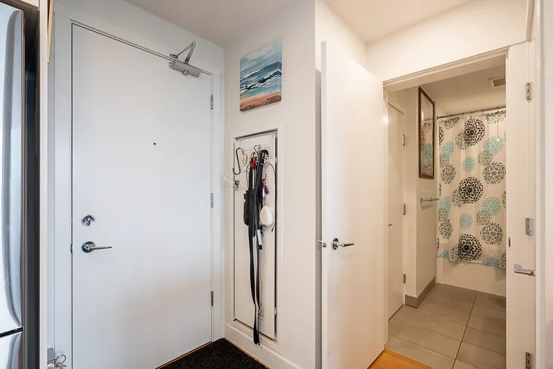 1208 13359 OLD YALE ROAD - photo 4 of 25