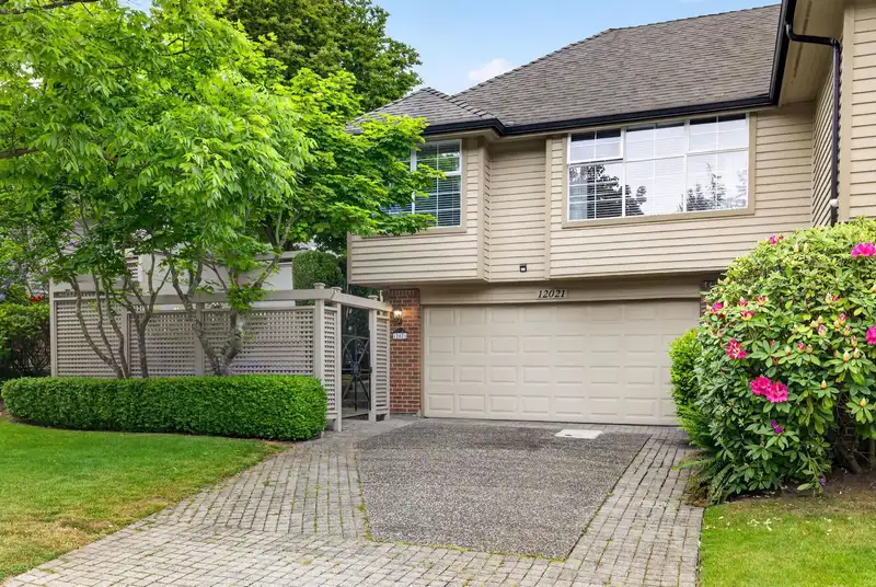 12021 S BOUNDARY DRIVE - photo 2 of 36