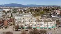 219 288 E 8TH AVENUE - thumbnail 22