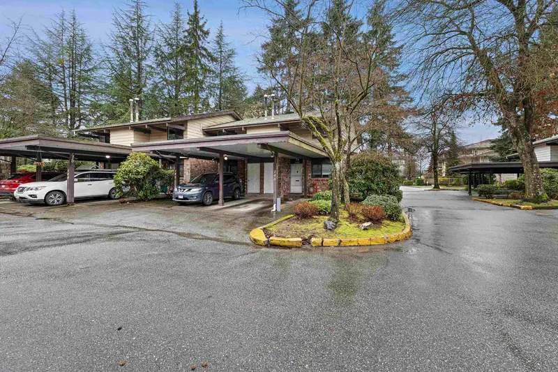 146 7470 138 STREET - photo 2 of 15