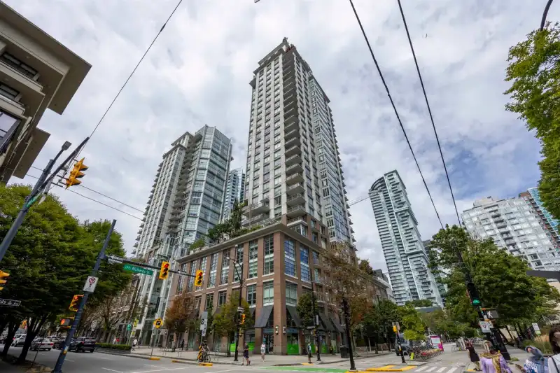 1101 535 SMITHE STREET - photo 1 of 26