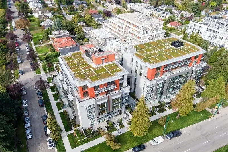 202 4171 CAMBIE STREET - photo 3 of 31