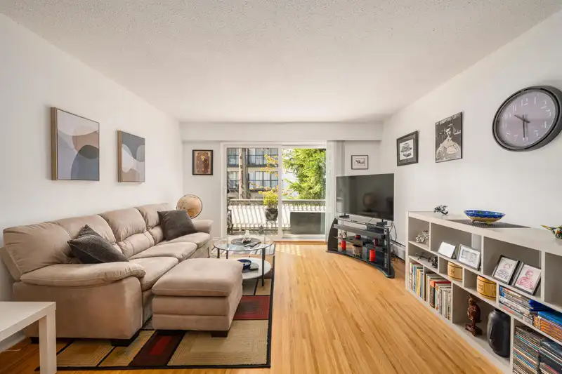 113 135 W 21ST STREET - photo 3 of 19