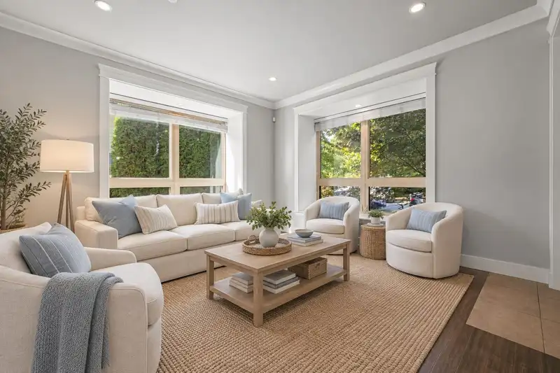 1 651 W 14TH STREET - photo 4 of 38