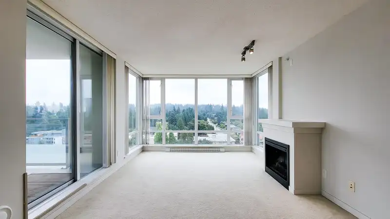 1708 9868 CAMERON STREET - photo 2 of 26