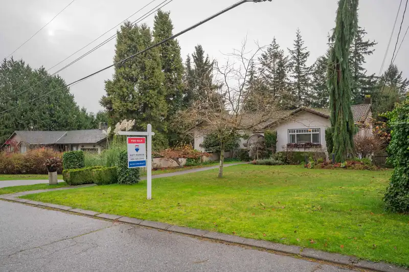 5495 BAKERVIEW DRIVE - photo 1 of 35