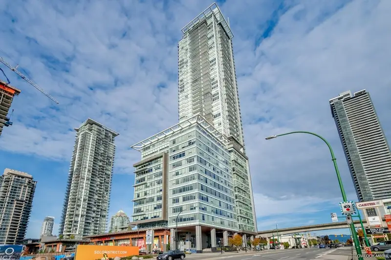 3401 4485 SKYLINE DRIVE - photo 1 of 25