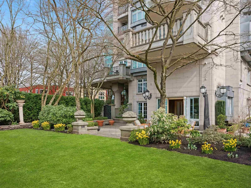 1B 1596 W 14TH AVENUE - photo 1 of 25