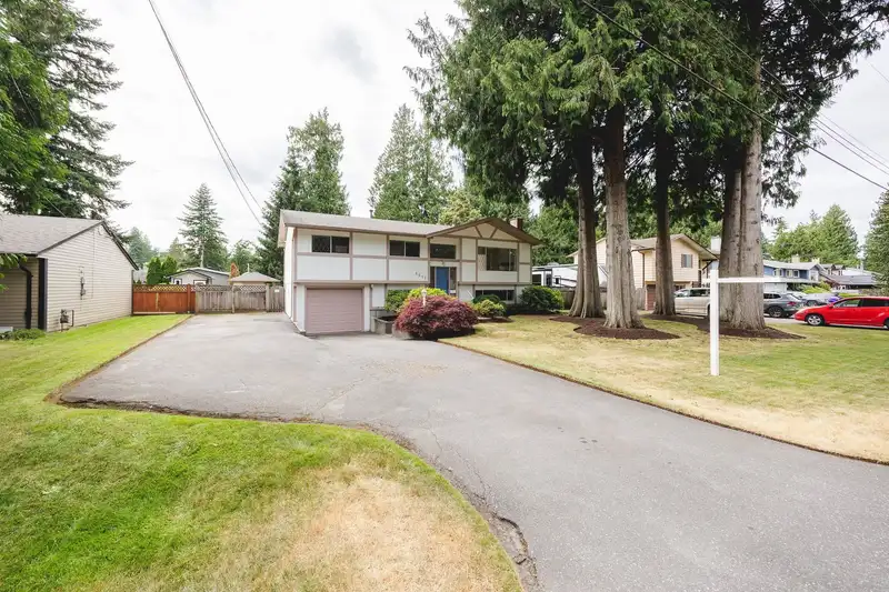 4441 198B STREET - photo 2 of 40