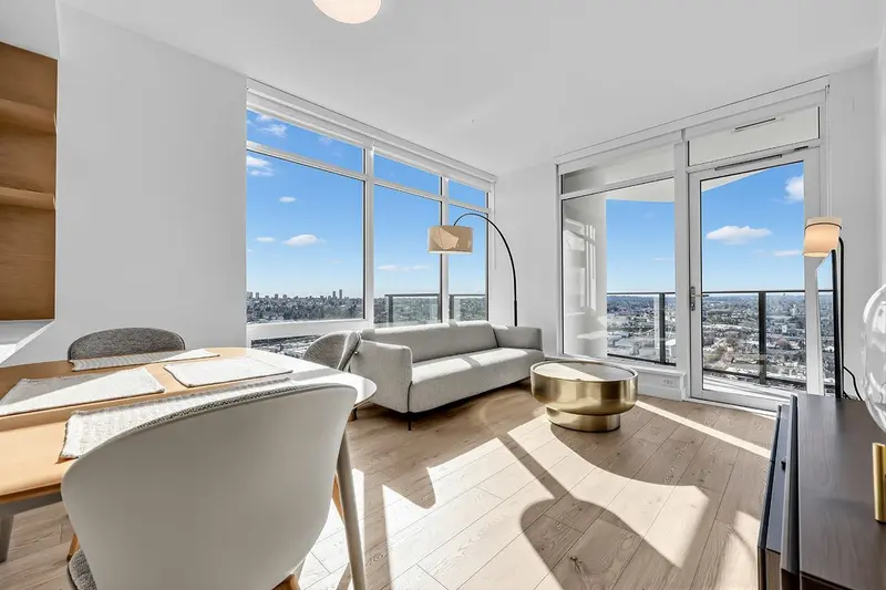 3202 2181 MADISON AVENUE - photo 1 of 25