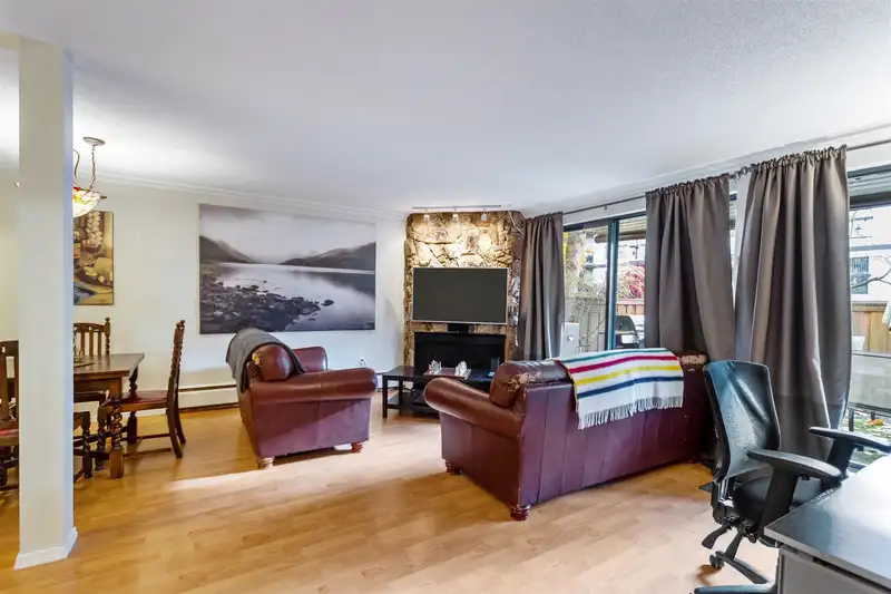 102 720 EIGHTH AVENUE - photo 2 of 18
