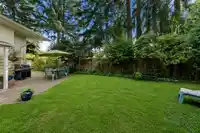 2011 BRIDGMAN AVENUE - thumbnail 33