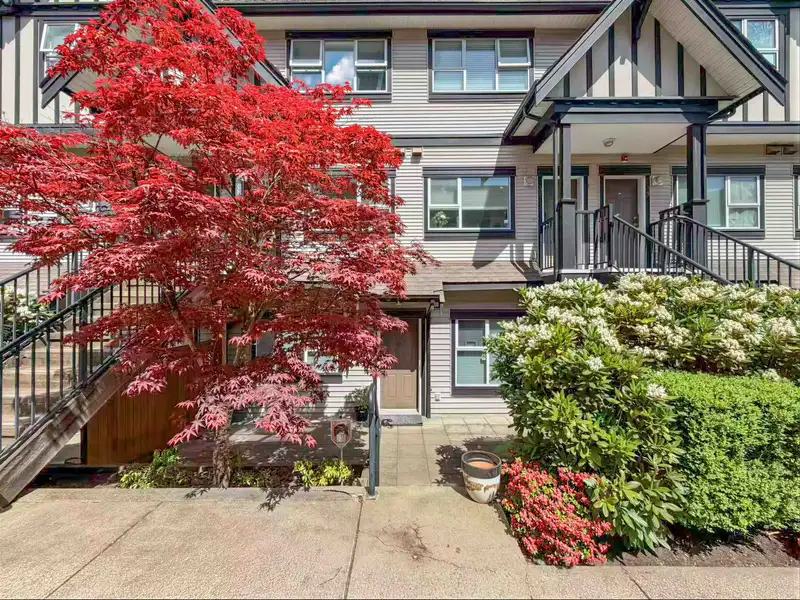 35 730 FARROW STREET - photo 1 of 31