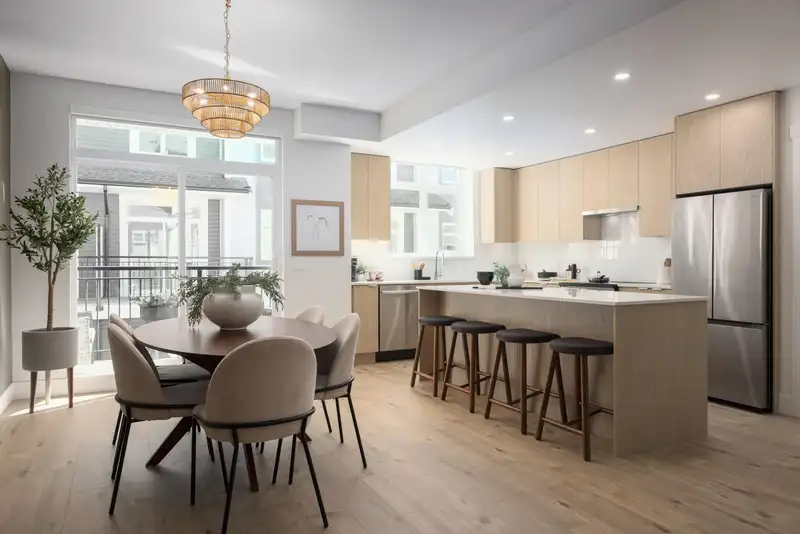 30 16325 21 AVENUE - photo 1 of 15
