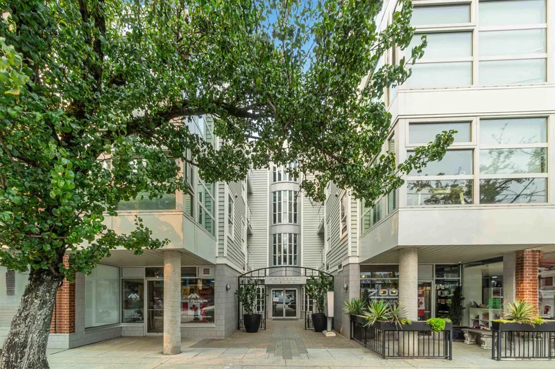 307 2929 W 4TH AVENUE - photo 1 of 25