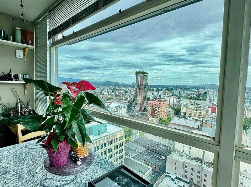 2609 438 SEYMOUR STREET - photo 4 of 20