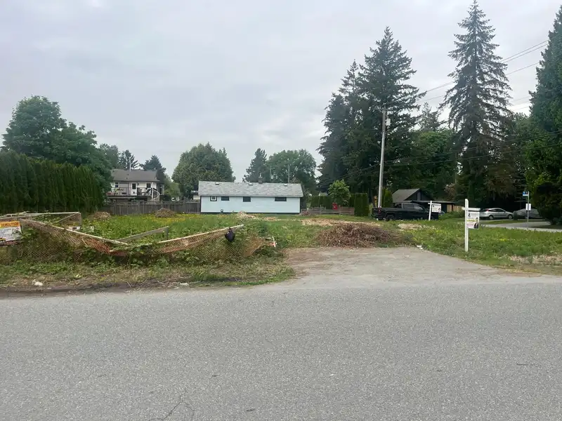 11141 PRINCESS STREET - photo 3 of 7
