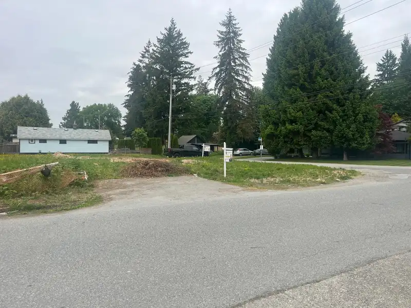 11141 PRINCESS STREET - photo 4 of 7
