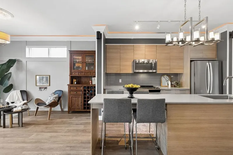 701 18505 LAURENSEN PLACE - photo 1 of 25