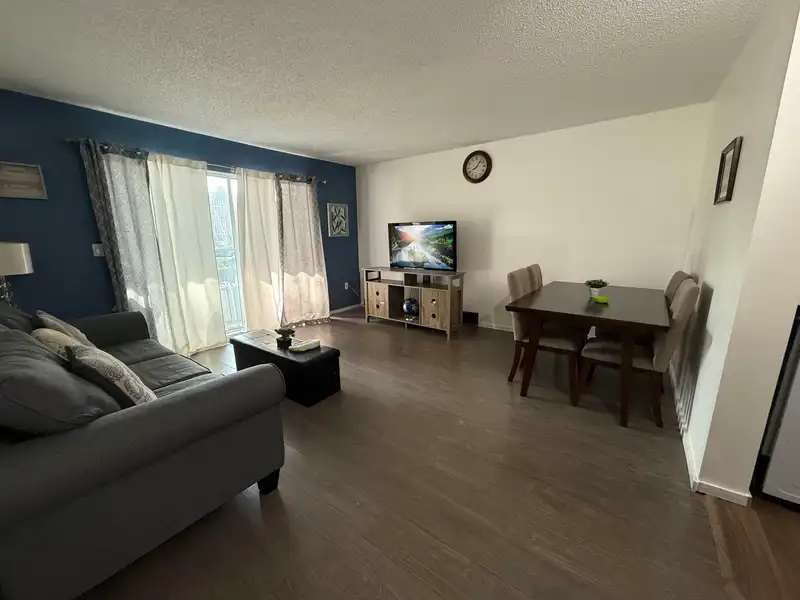 108 2055 SUFFOLK AVENUE - photo 4 of 16