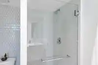 111 1350 VIEW CRESCENT - thumbnail 20