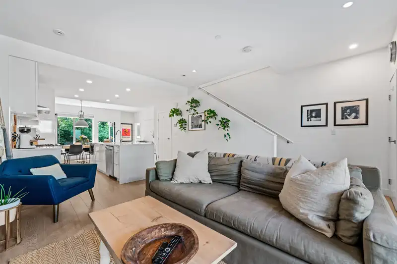 23 3596 SALAL DRIVE - photo 4 of 40