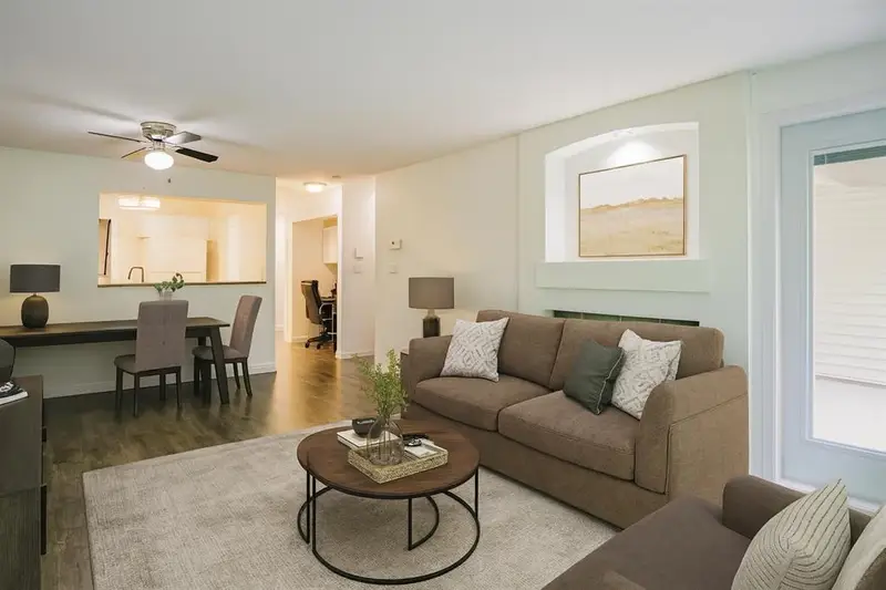 307 15210 GUILDFORD DRIVE - photo 2 of 25